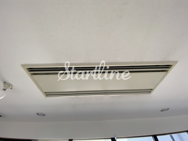 リバー&タワーの物件内観写真